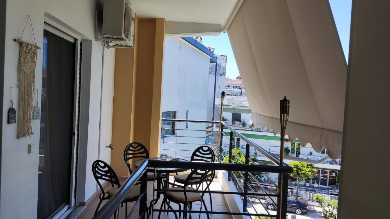 Rock & Roll 2 - Modern Apartment In Trikala Exterior foto